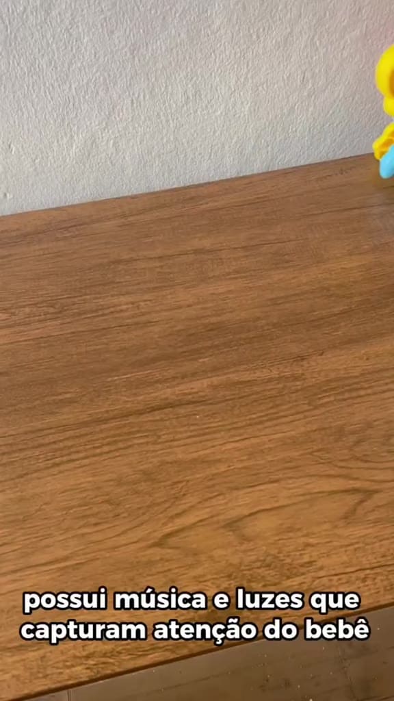 Caranguejo Brinquedo Fujão Som Luz E Movimento